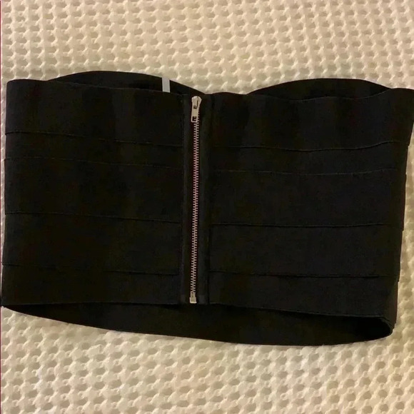 Crop top - Picture 3 of 3